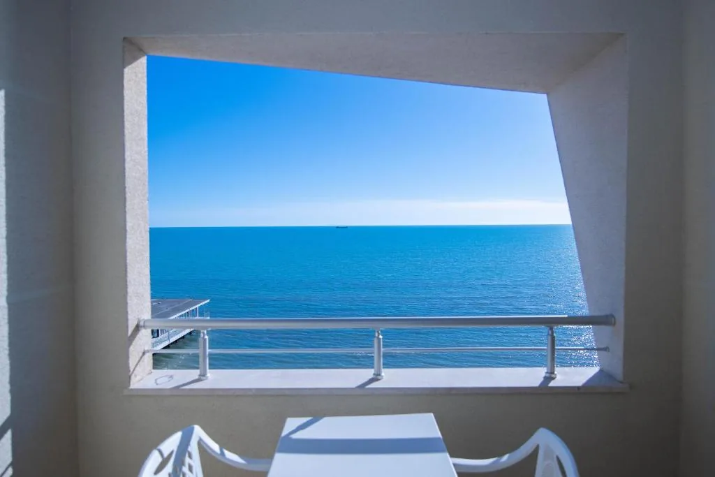 Double or Twin Room with Sea View — Hotel Zanzi